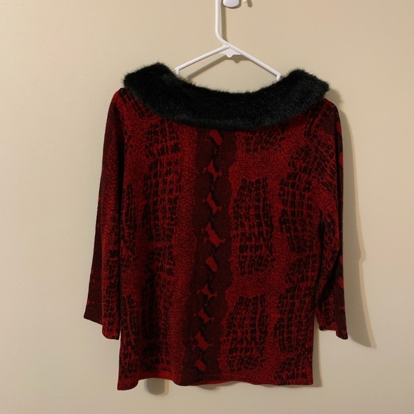 Top with removable collar by Norton McNaughton - Picture 11 of 12